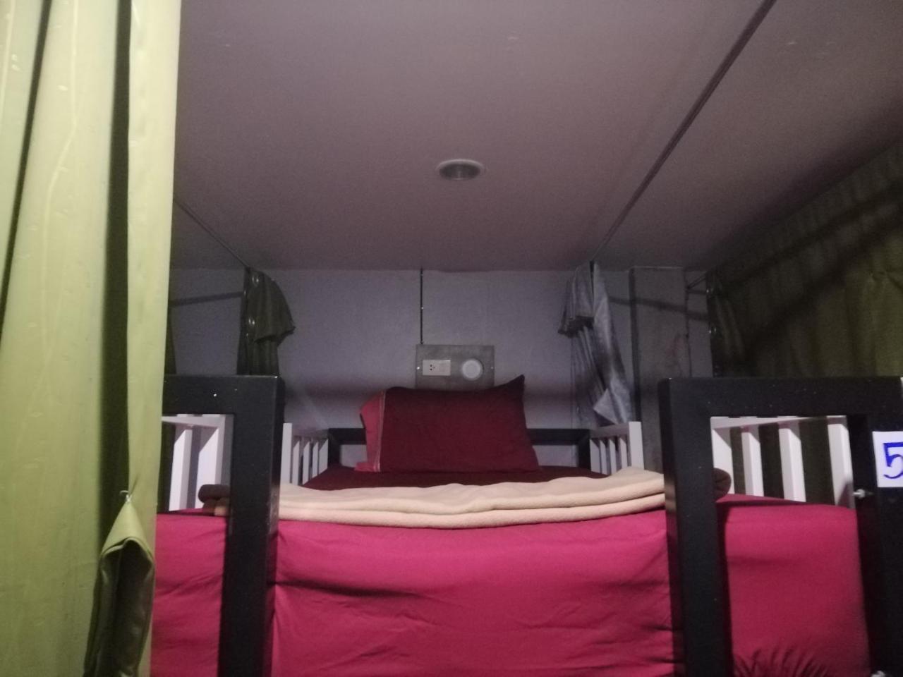 Neverland Dorm Ko Phi Phi Zewnętrze zdjęcie