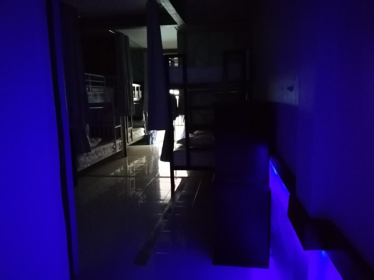 Neverland Dorm Ko Phi Phi Zewnętrze zdjęcie